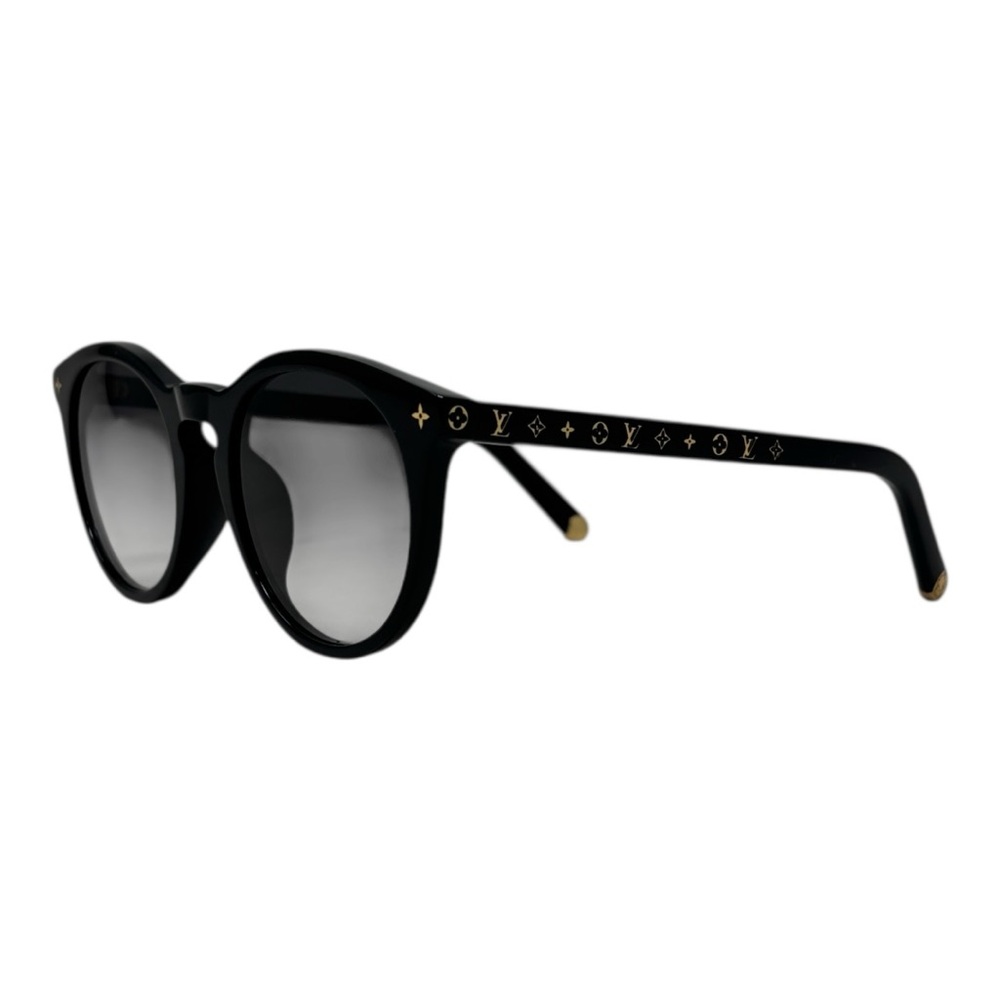 Louis Vuitton Sunnies